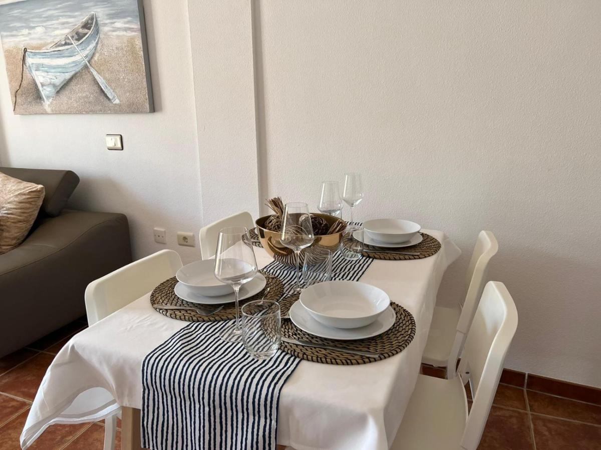 Apartamentos Vista Marina - El Medano Bagian luar foto