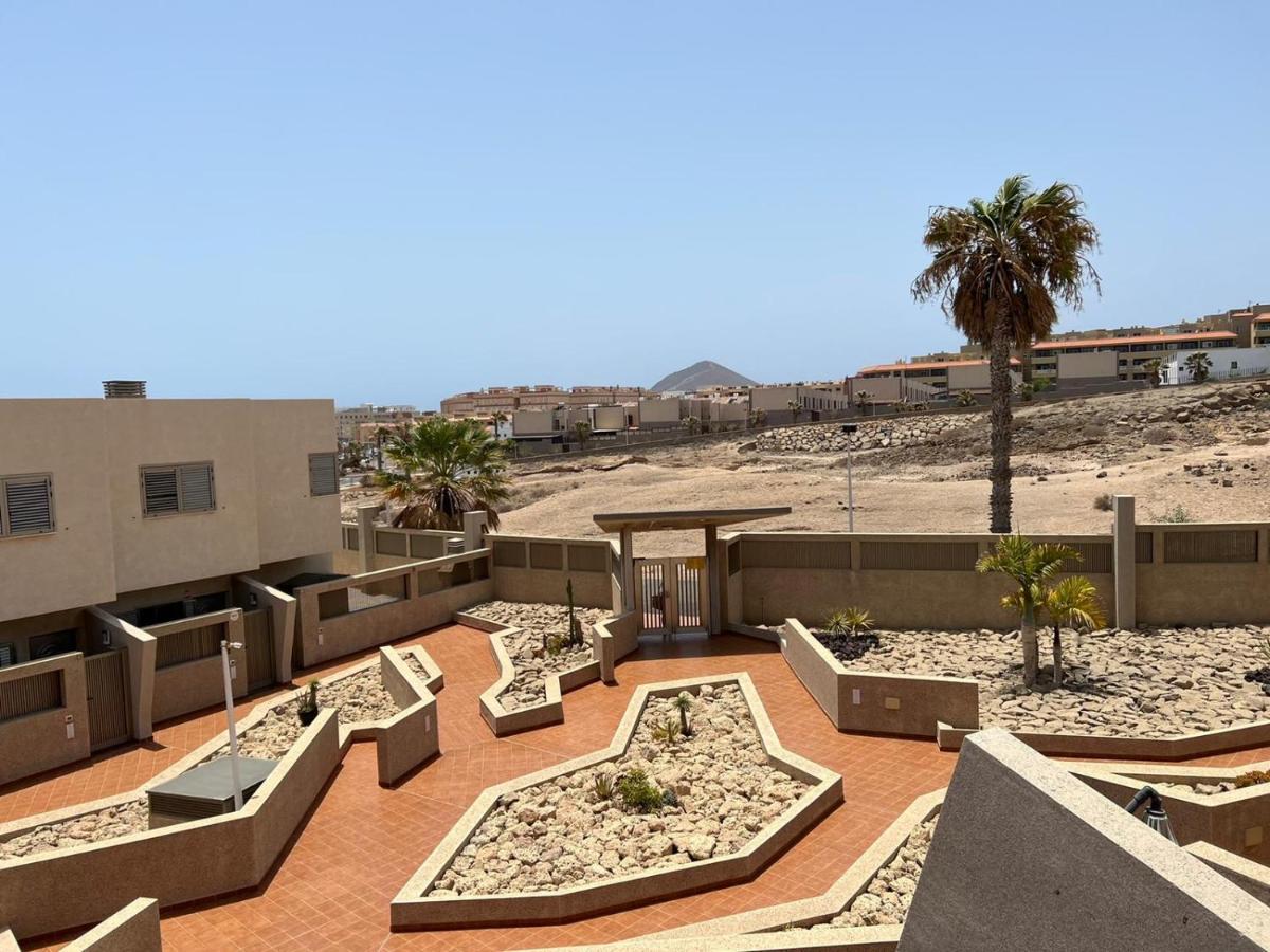 Apartamentos Vista Marina - El Medano Bagian luar foto