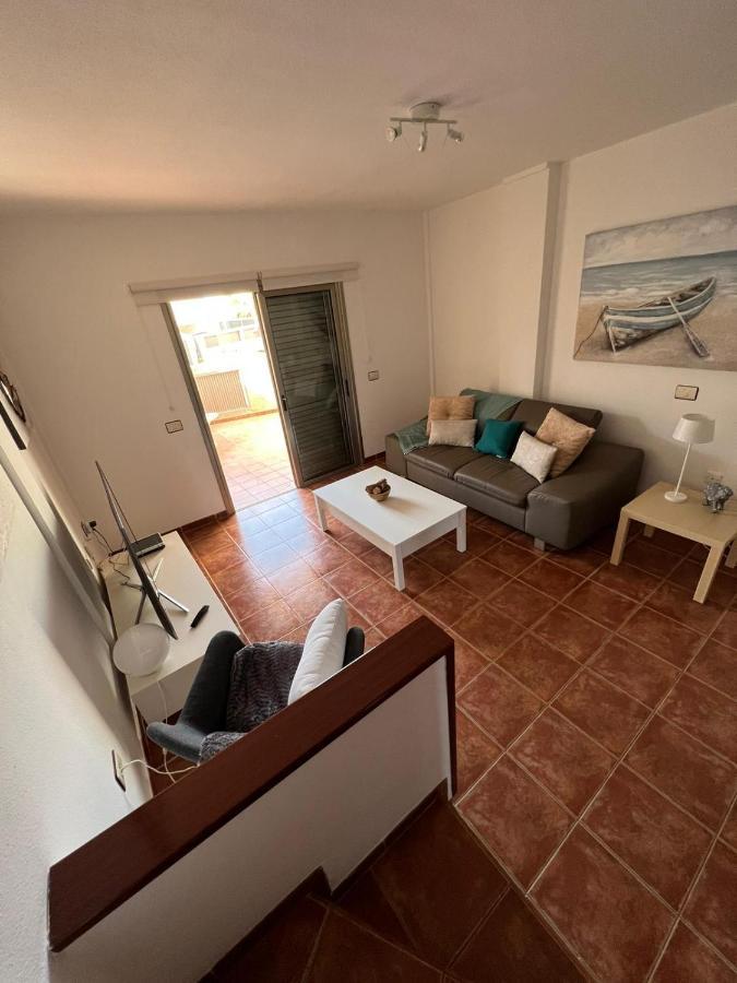 Apartamentos Vista Marina - El Medano Bagian luar foto