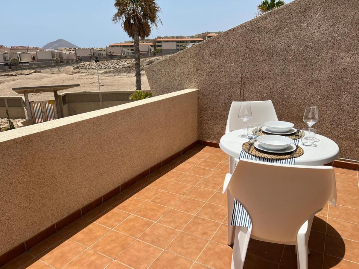 Apartamentos Vista Marina - El Medano Bagian luar foto