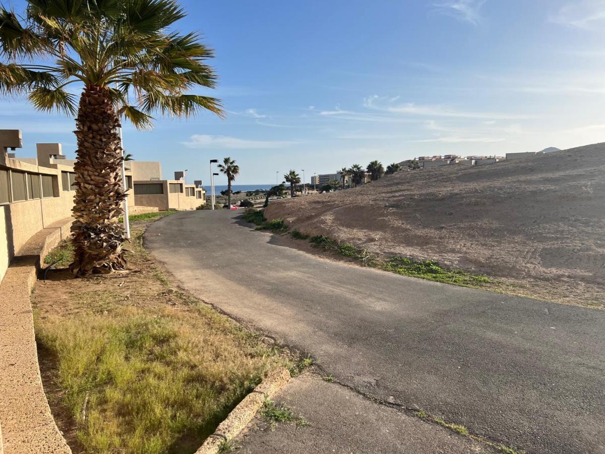 Apartamentos Vista Marina - El Medano Bagian luar foto