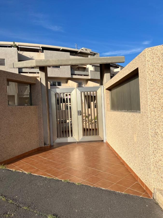 Apartamentos Vista Marina - El Medano Bagian luar foto